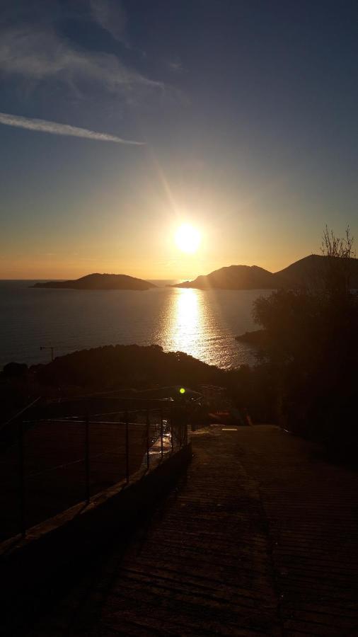 Venti Dal Mare Hotel Lerici Exterior photo